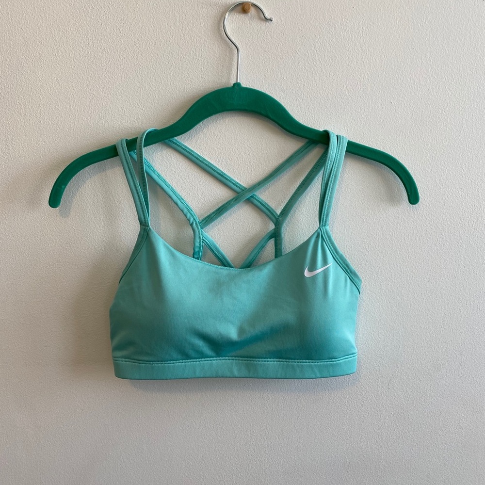 Nike Dri-Fit Sports Bra w/ strappy back size small